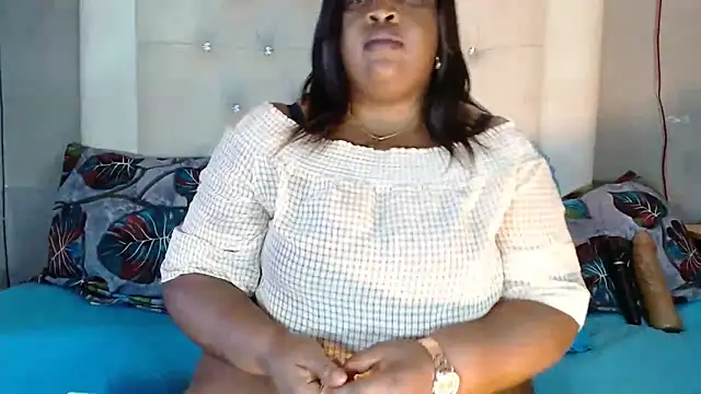 omalicha98 online show from 04-11-26, 07:45