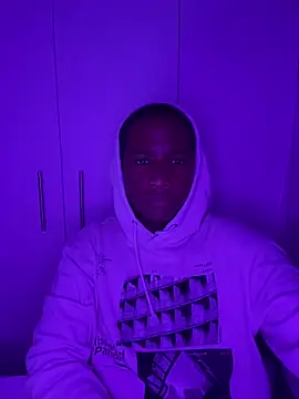 snotLoud online show from 03-18-25, 05:33