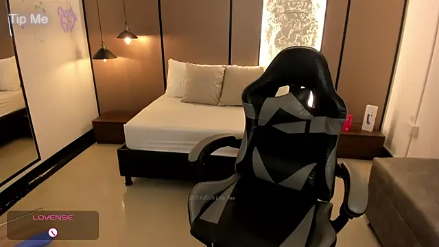 lilly ass  online show from 03-21-26, 12:53