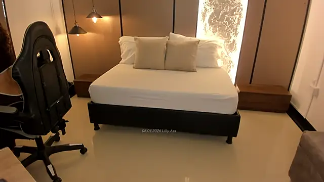 lilly ass  online show from 04-08-26, 01:01