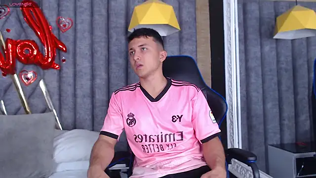 BrandonColee online show from 02-19-25, 03:38