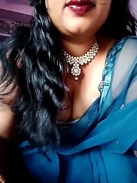 Snapshot of Haseena_Baby chatting on 04-19-26, 01:17 Haseena Baby online show from 04-19-26, 01:17