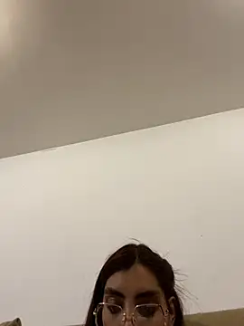 Snapshot of MartinaSooler chatting on 02-25-25, 11:48 MartinaSooler online show from 02-25-25, 11:48