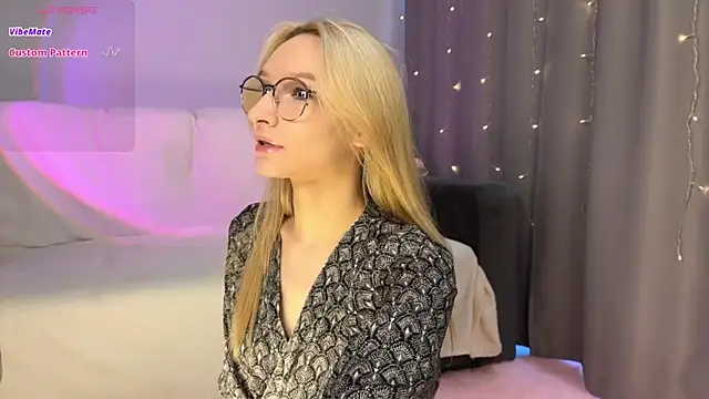 dontouchmyass online show from 11-16-25, 04:39