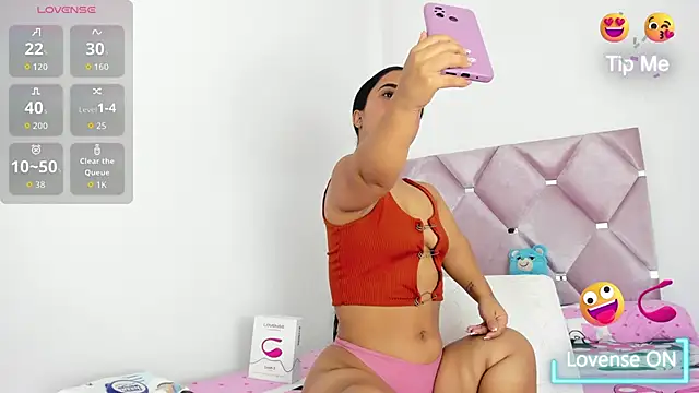 AnieRey online show from 03-13-26, 10:15