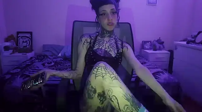 bad doll bb online show from 03-04-25, 05:11