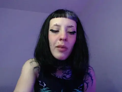 bad doll bb online show from 10-24-25, 04:44