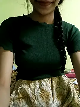 Snapshot of silverworm2026 chatting on 01-17-25, 05:30 silverworm2026 online show from 01-17-25, 05:30