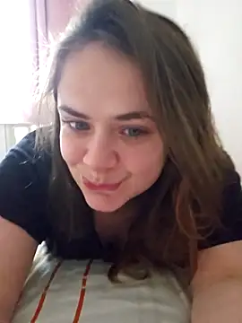 Snapshot of Your___Hope chatting on 02-13-26, 11:43 Your Hope online show from 02-13-26, 11:43