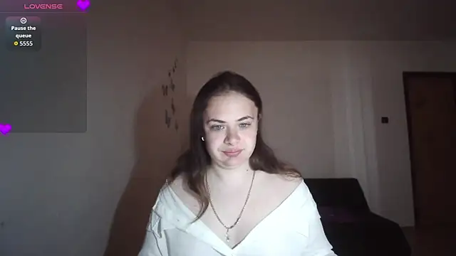 Snapshot of Your___Hope chatting on 06-19-26, 06:19 Your Hope online show from 06-19-26, 06:19