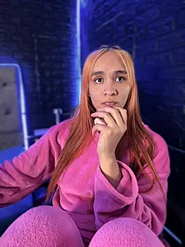 Snapshot of Isabellaa_Hot chatting on 01-29-25, 03:12 Isabellaa Hot online show from 01-29-25, 03:12