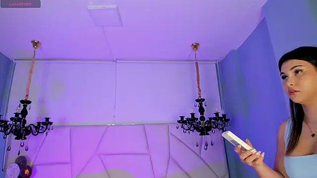 Aitana Hilton  online show from 11-01-25, 11:37