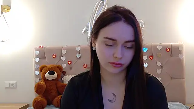 Lilliana Moon online show from 02-26-25, 09:22