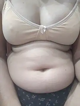 nikkibenza online show from 03-07-25, 05:28