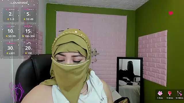 zahra Jalid online show from 10-17-25, 10:33