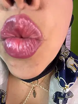 zahra Jalid online show from 02-16-26, 11:57