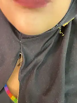 zahra Jalid online show from 12-17-25, 11:10