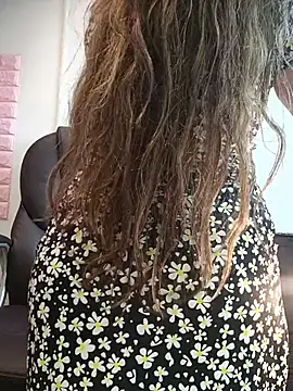 zahra Jalid online show from 11-13-25, 10:57