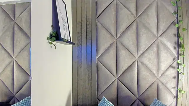 SabrinaSpell  online show from 01-18-26, 11:35