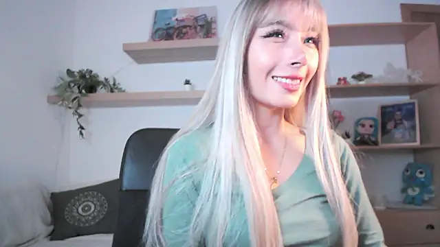 SabrinaSpell  online show from 03-20-26, 05:36