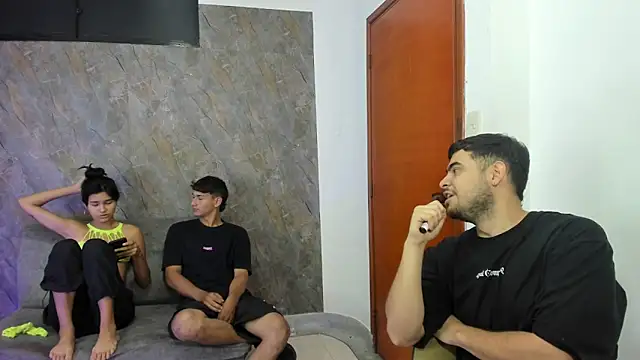 blueroom party online show from 03-08-25, 12:41