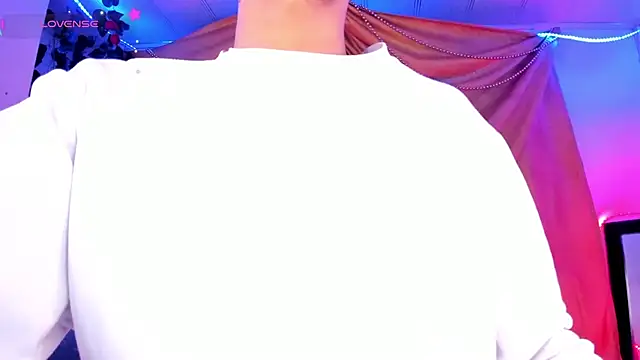 Ethan Boyy online show from 12-23-25, 03:17