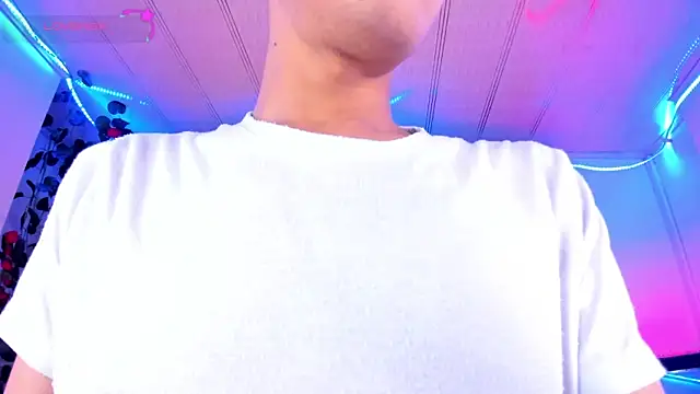 Ethan Boyy online show from 12-17-25, 01:43