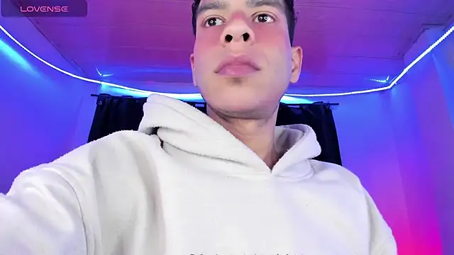 Ethan Boyy online show from 04-09-26, 09:21