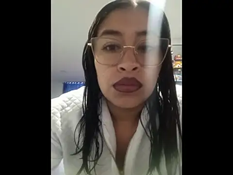 Snapshot of AnonymousGirl chatting on 05-30-26, 11:05 AnonymousGirl online show from 05-30-26, 11:05