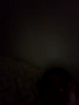 Snapshot of Frdrereeee chatting on 12-23-25, 10:47 Frdrereeee online show from 12-23-25, 10:47
