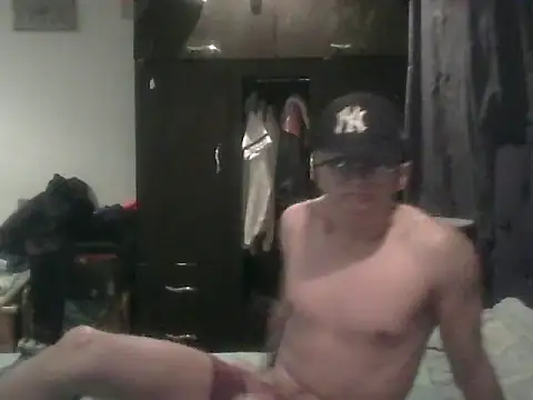 Snapshot of elbebesitobebelean666 chatting on 11-25-25, 02:34 elbebesitobebelean666 online show from 11-25-25, 02:34