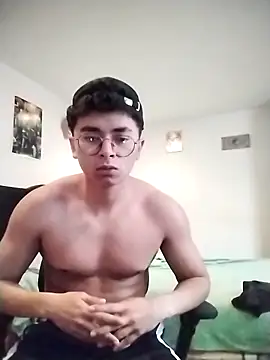 Snapshot of elbebesitobebelean666 chatting on 03-18-26, 05:03 elbebesitobebelean666 online show from 03-18-26, 05:03