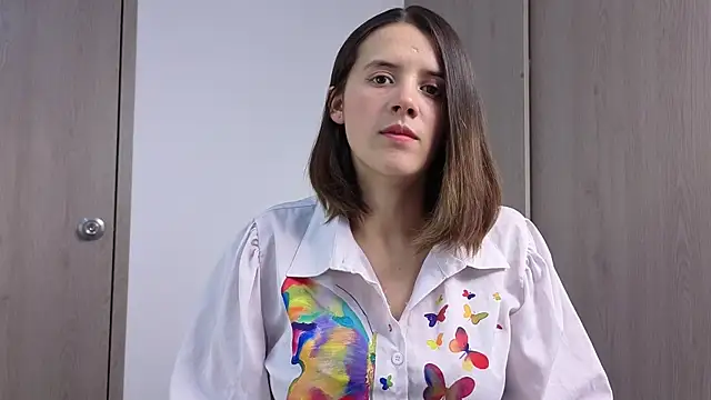 Snapshot of SexLaura_ chatting on 11-26-25, 09:26 SexLaura online show from 11-26-25, 09:26