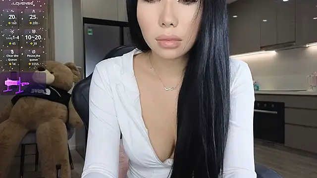 asianqueeny online show from 11-05-25, 12:47