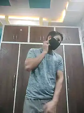 Snapshot of NikaYeptho chatting on 10-22-25, 05:01 NikaYeptho online show from 10-22-25, 05:01