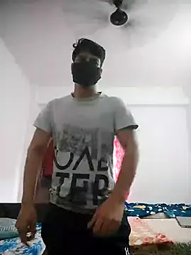 Snapshot of NikaYeptho chatting on 09-28-25, 10:11 NikaYeptho online show from 09-28-25, 10:11