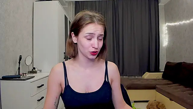 Shawty Maria online show from 01-28-25, 05:03