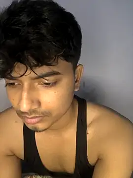 Snapshot of kaif_220 chatting on 09-13-25, 11:21 kaif 220 online show from 09-13-25, 11:21