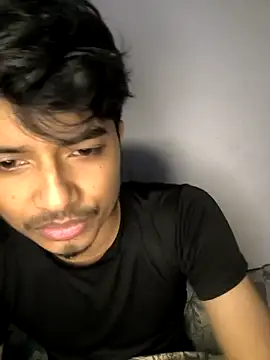 Snapshot of kaif_220 chatting on 10-17-25, 02:41 kaif 220 online show from 10-17-25, 02:41