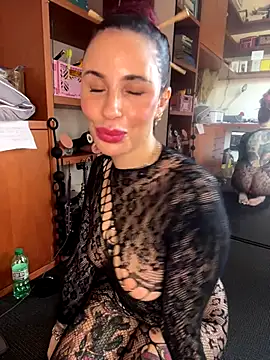 Dancing wmyselF  online show from 10-10-25, 08:26