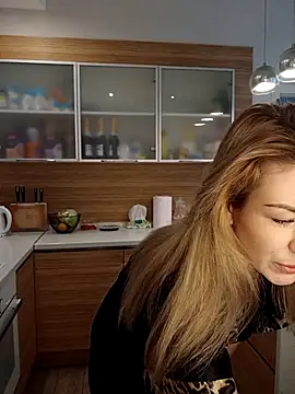 Miroslavadzm1 online show from 04-13-26, 11:14