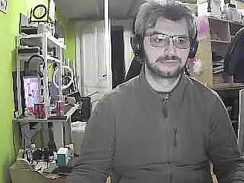Snapshot of stary-w-kalesonach chatting on 03-04-25, 05:03 stary-w-kalesonach online show from 03-04-25, 05:03