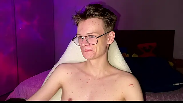 Wild boar1 online show from 03-19-25, 06:23