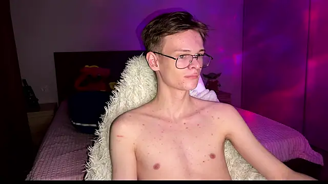 Wild boar1 online show from 03-18-25, 02:39