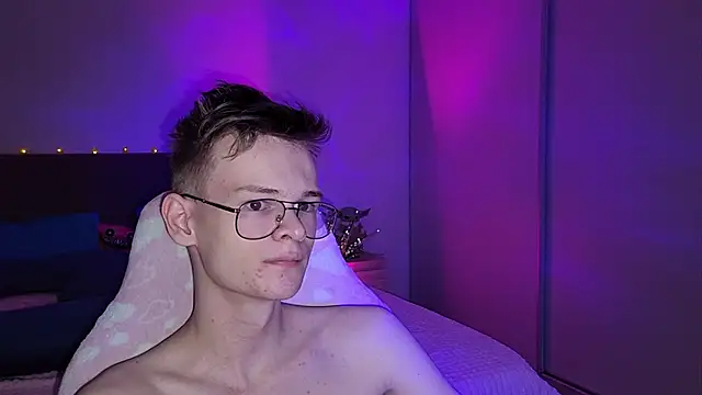 Wild boar1 online show from 02-16-25, 03:47