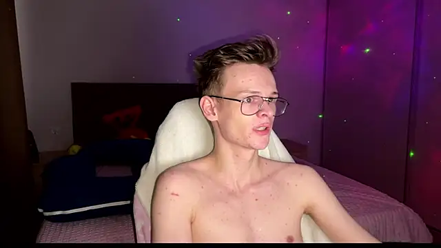 Wild boar1 online show from 03-21-25, 01:45