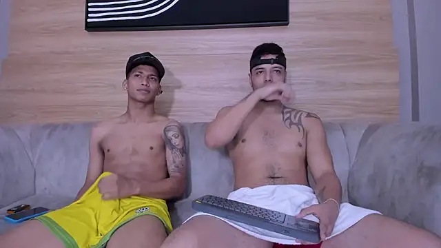 friendship x online show from 10-22-25, 01:27