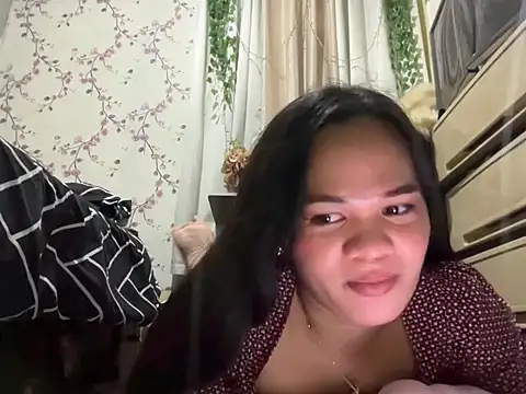 Snapshot of SophiaCourthaway chatting on 10-09-25, 10:54 SophiaCourthaway online show from 10-09-25, 10:54