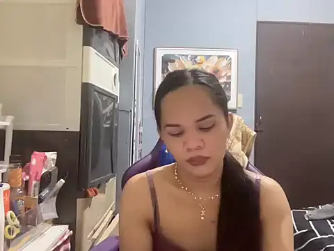 Snapshot of SophiaCourthaway chatting on 11-15-25, 11:31 SophiaCourthaway online show from 11-15-25, 11:31