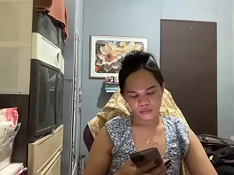 Snapshot of SophiaCourthaway chatting on 11-09-25, 10:58 SophiaCourthaway online show from 11-09-25, 10:58